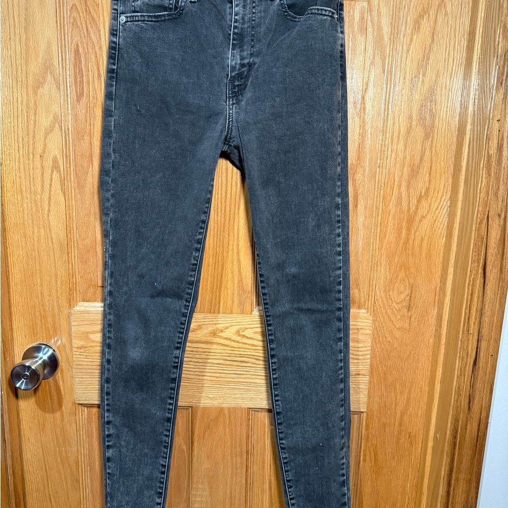 Women's Black Skinny Jeans